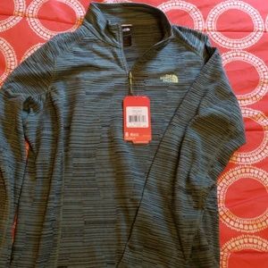 North Face 1/4 zip pullover